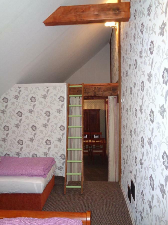 Farma Kozi Dvor Rohozna Apartment Brezno Luaran gambar